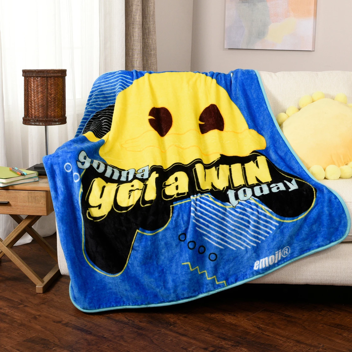 Budget ???? Haven By Nemcor Emoji Get A Win Plush Throw 50 X 60 In. ???? - Image 2