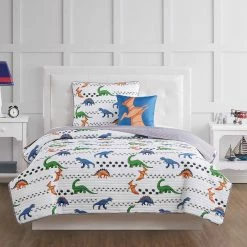 Brand new ???? My World Dino Tracks Quilt Set ????