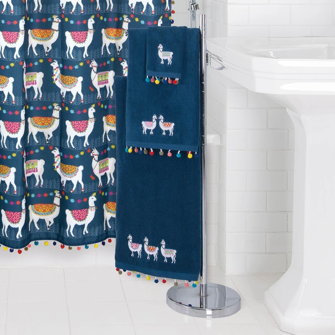 Best reviews of ???? Allure Llamas 3 Pc. Towel Set ???? - Image 3