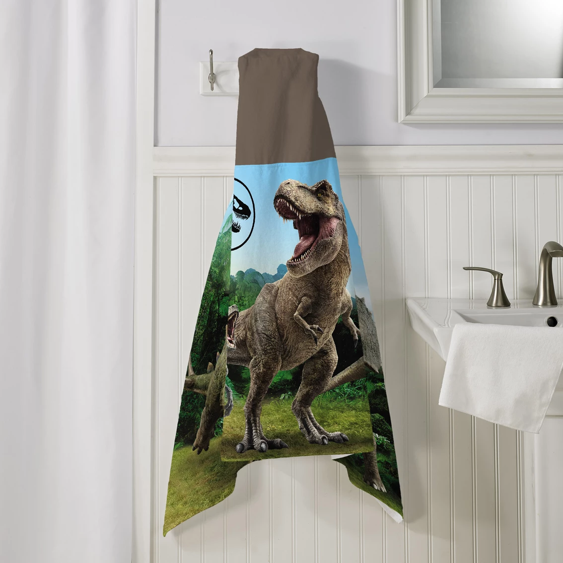 Promo ???? Universal Studios Jurassic World Moving Time Hooded Wrap ???? - Image 2